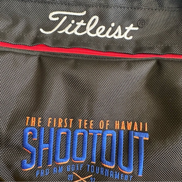 RARE! TITLEIST GOLF HAWAII Golf Tournament Duffle Bag - Picture 2 of 12